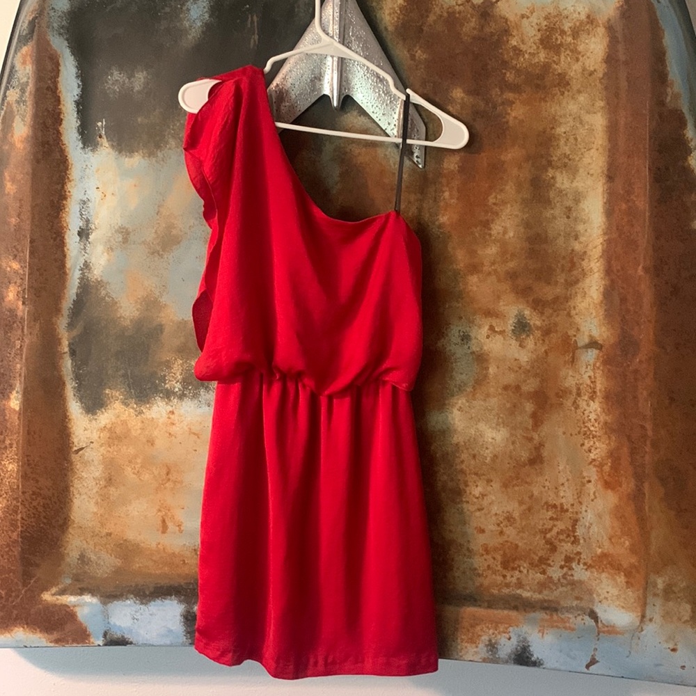Red one sleeve dress
